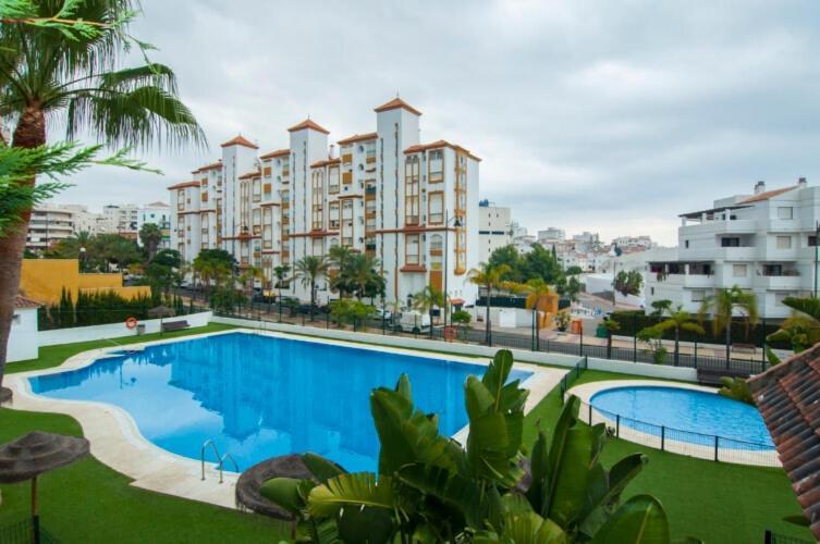 Appartamento Port View - Reina Sofia Estepona Esterno foto
